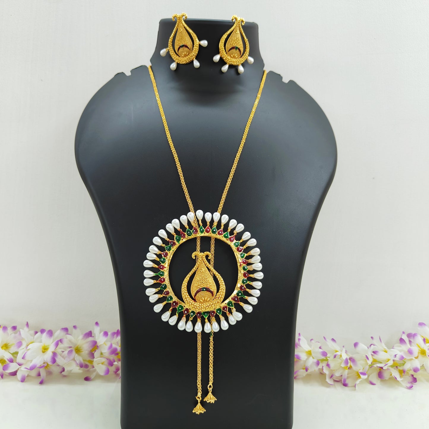 Gold Plated Ghat Design Meenakari Shell Work Tie Chain