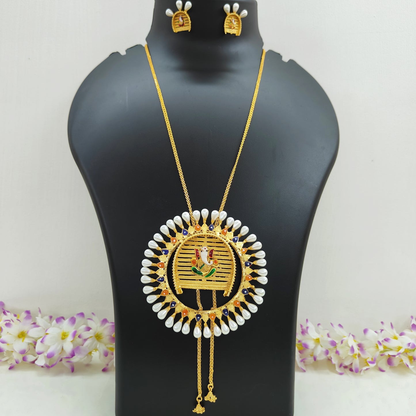 Gold Plated Kulo Design Meenakari Shell Work Tie Chain