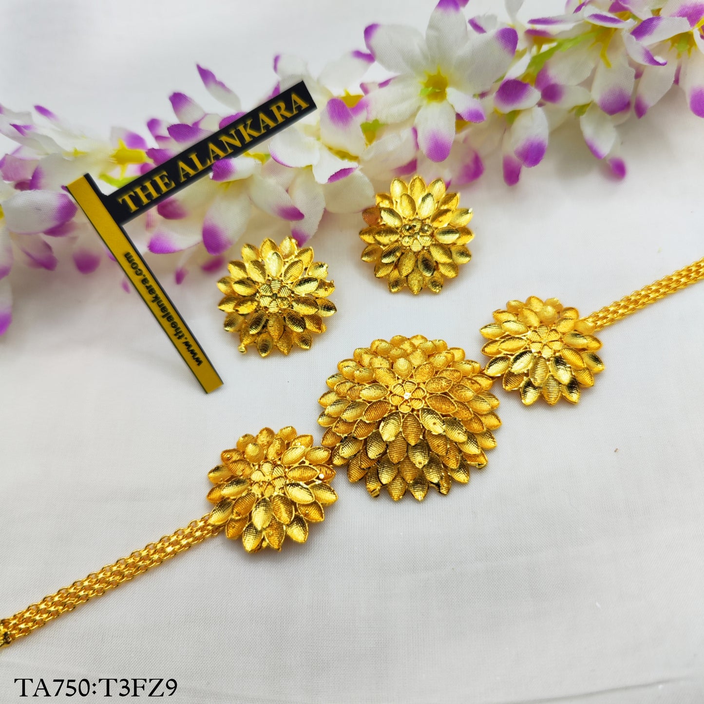 Traditional Sunflower Motif Gold Plated Choker Necklace With Tops Earrings